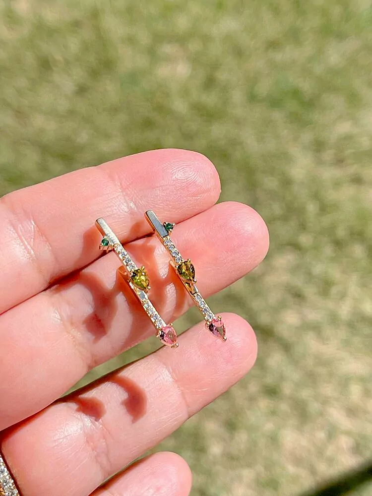 COLORED SHAPES EARRING