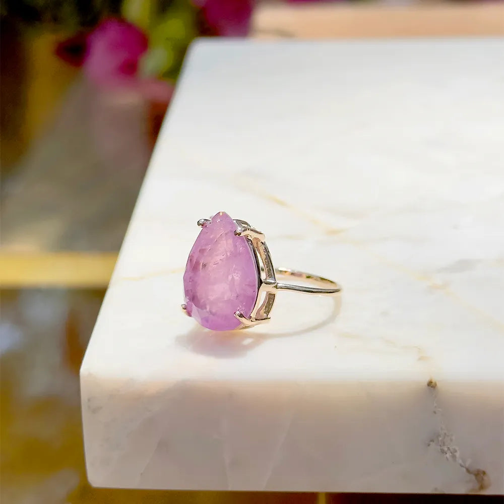 PEAR AMETHYST RING
