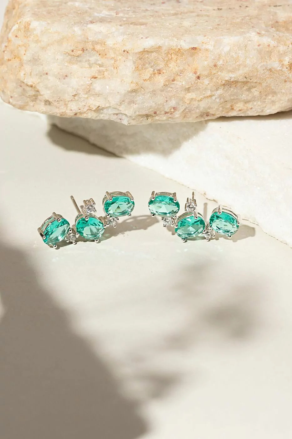 OVAL PARAIBA EARRING
