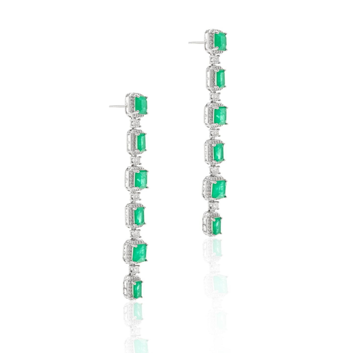 COLOMBIAN EMERALD EARRING
