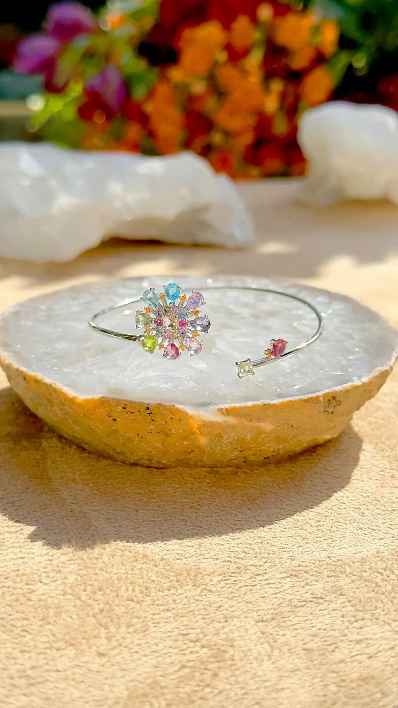 COLORFUL FLOWER BRACELET