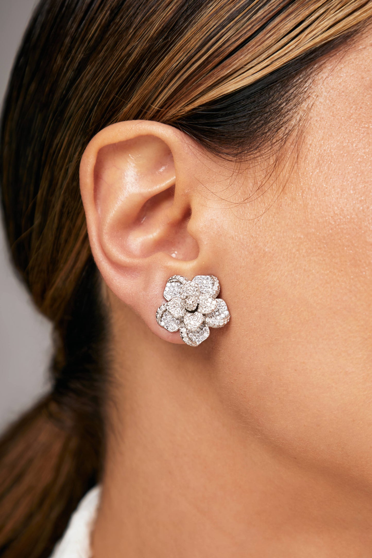 FLOWER EARRING