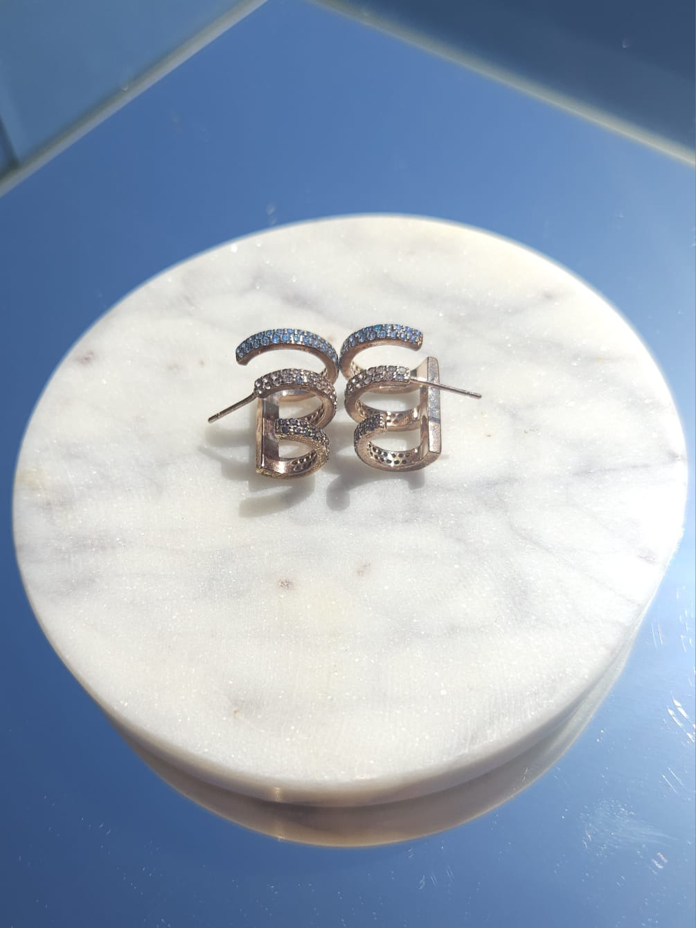 THREE HOOP EARRING