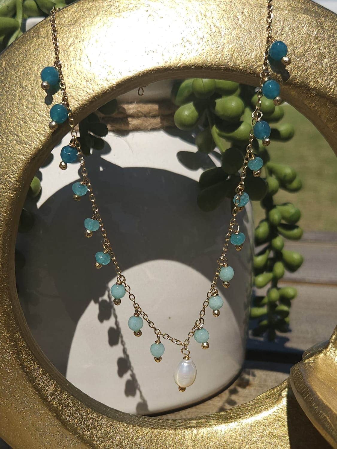 PEARL AND CRYSTAL NECKLACE