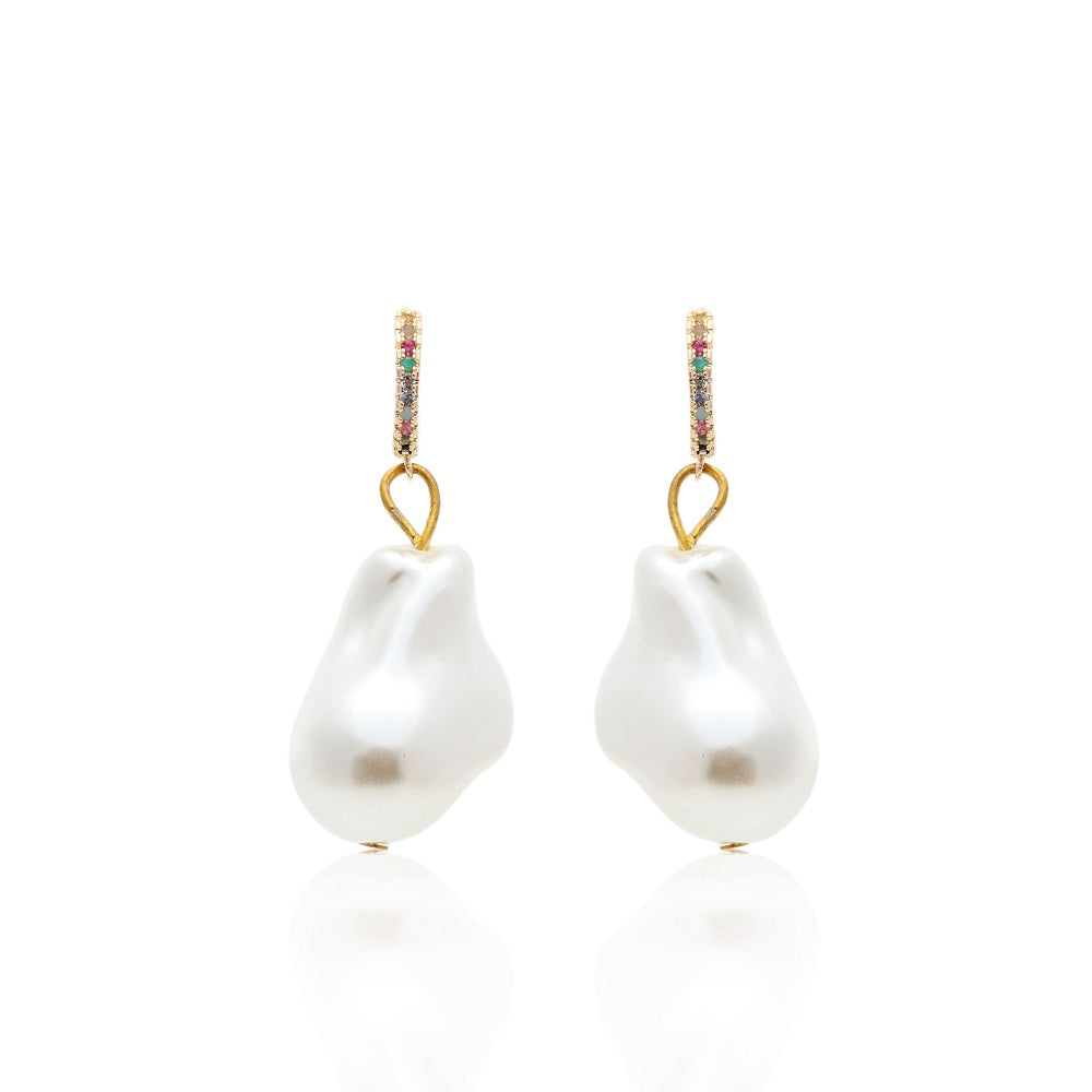 PEARL COLOR EARRING