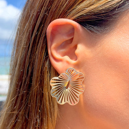 SHAPE FLOWER EARRING