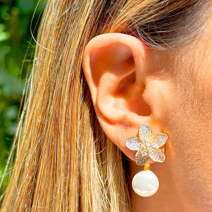 PEARL FLOWER EARRING