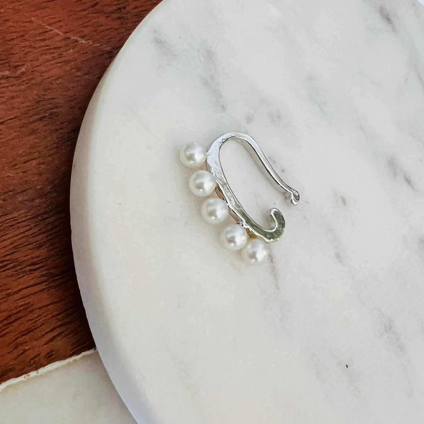 PEARL FAKE PIERCING