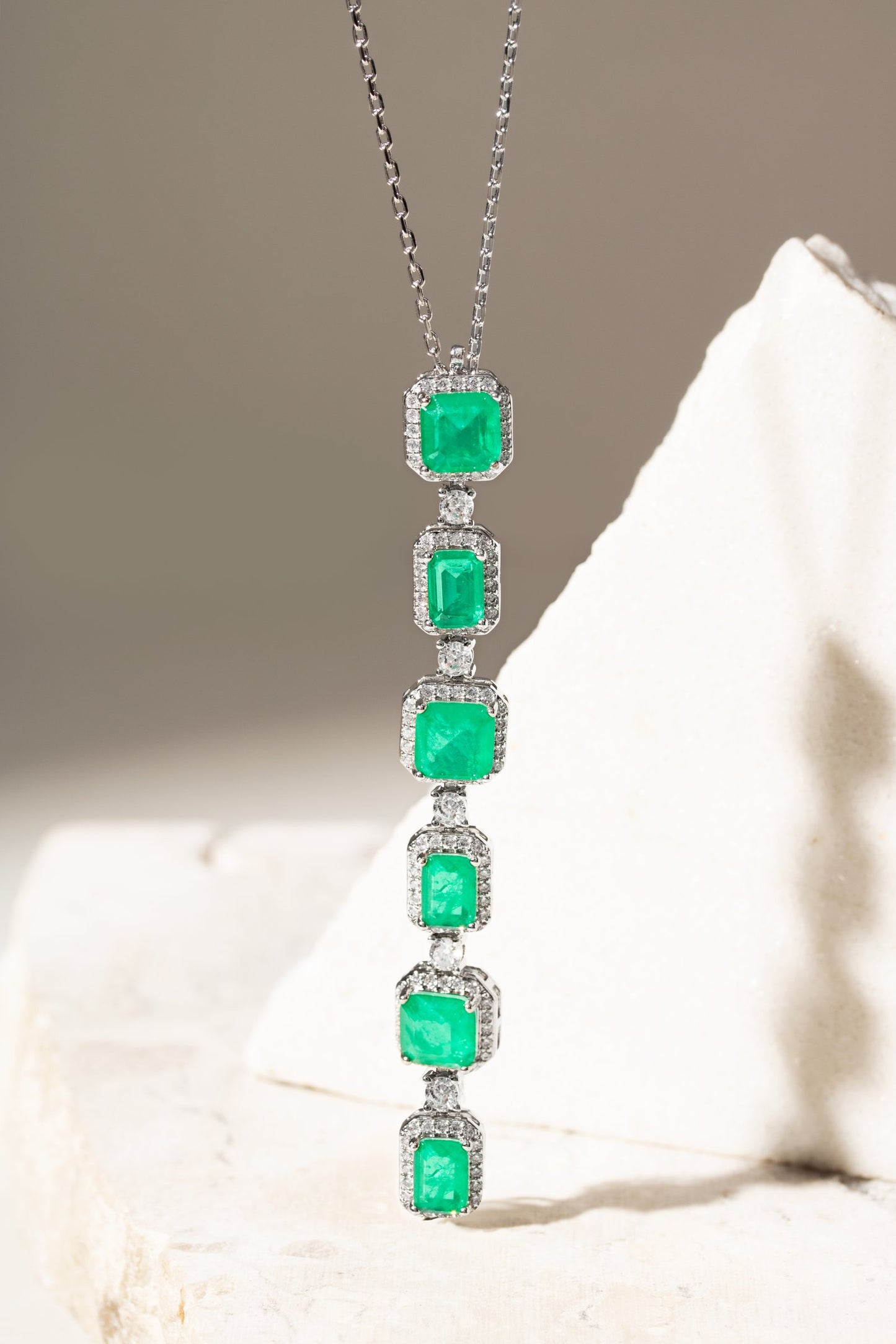 COLOMBIAN EMERALD NECKLACE