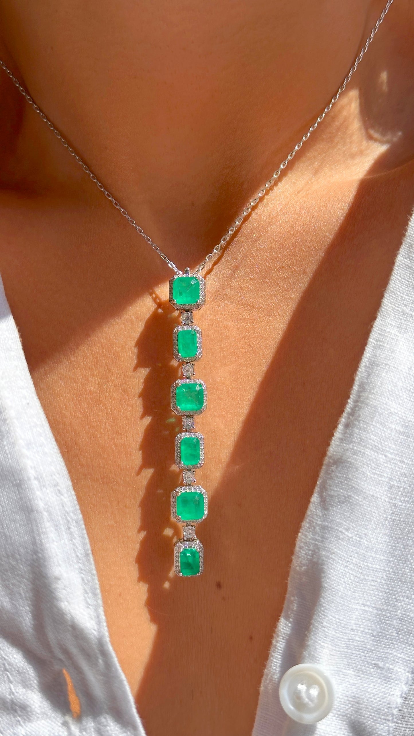 COLOMBIAN EMERALD NECKLACE