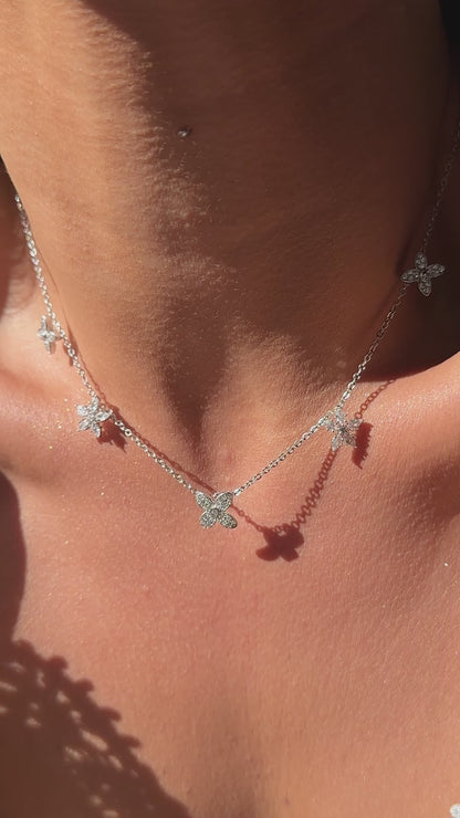 FOUR FLOWERS NECKLACE